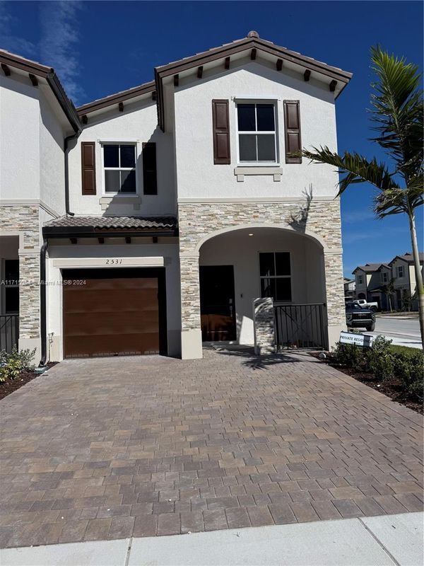 Foto del edificio - 2531 SE 29th St