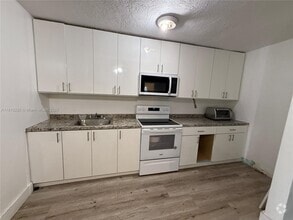 Building Photo - 2962 NW 46th St