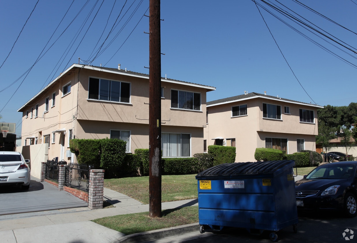 Building Photo - 6813-6817 San Luis Ave