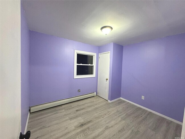 Foto del edificio - 144-18 182nd St
