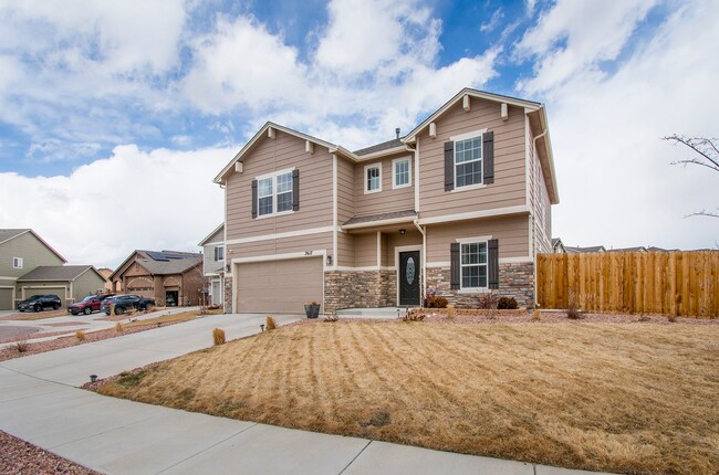 Building Photo - Beautiful Home in Quail Brush on Cat Tail St.