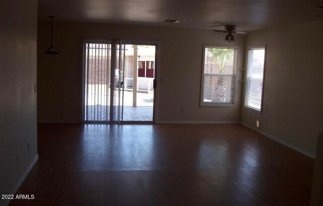 Building Photo - 12409 N 122nd Ave