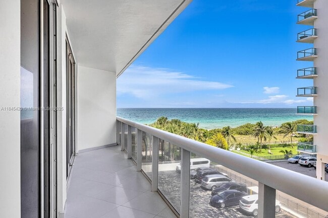 Building Photo - 9559 Collins Ave