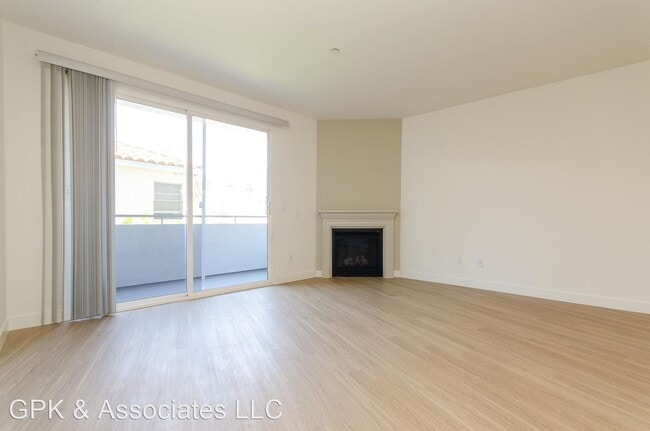 Building Photo - 6931 Kittyhawk Ave