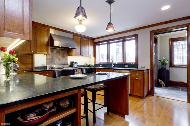 Foto del edificio - 589 11th St