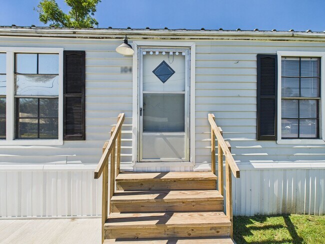Foto del edificio - 3 Bedroom, 2 Bathroom Rental