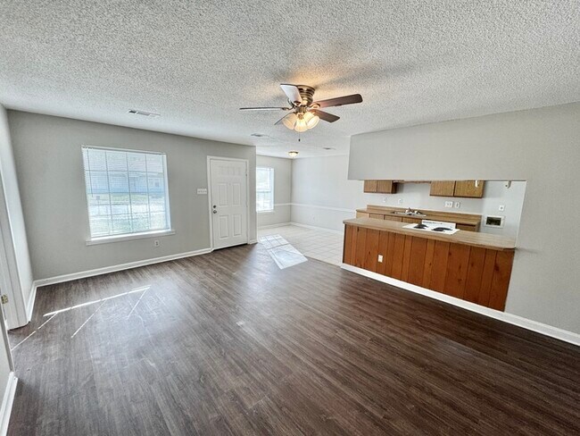 Foto del edificio - 6506 Wimble Rd