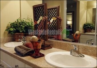 Foto principal - 5530 Owensmouth Ave