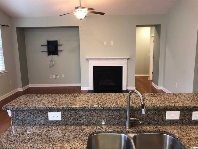 Building Photo - 1560 Legacy Loop