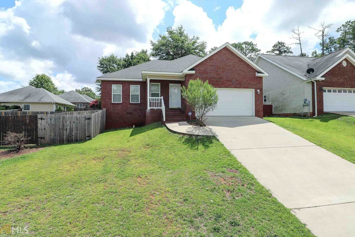 Primary Photo - 103 Vanessa Dr