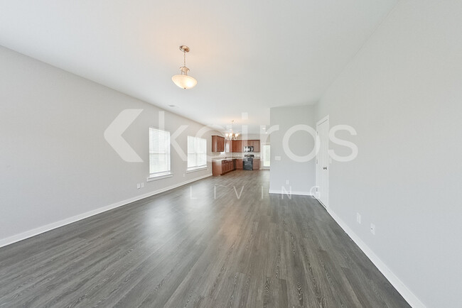 Building Photo - 117 Brookside Way