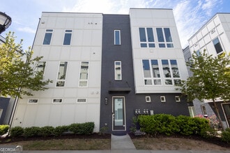 Building Photo - 708 Banton Dr NW