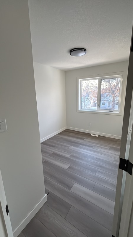 Building Photo - 11007 132 St NW