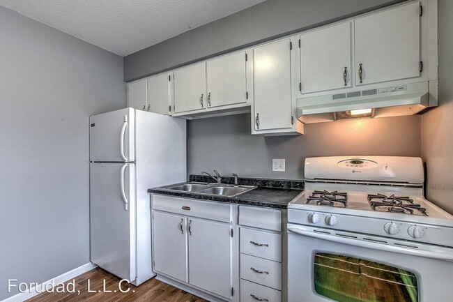 Building Photo - 428 N 40th St