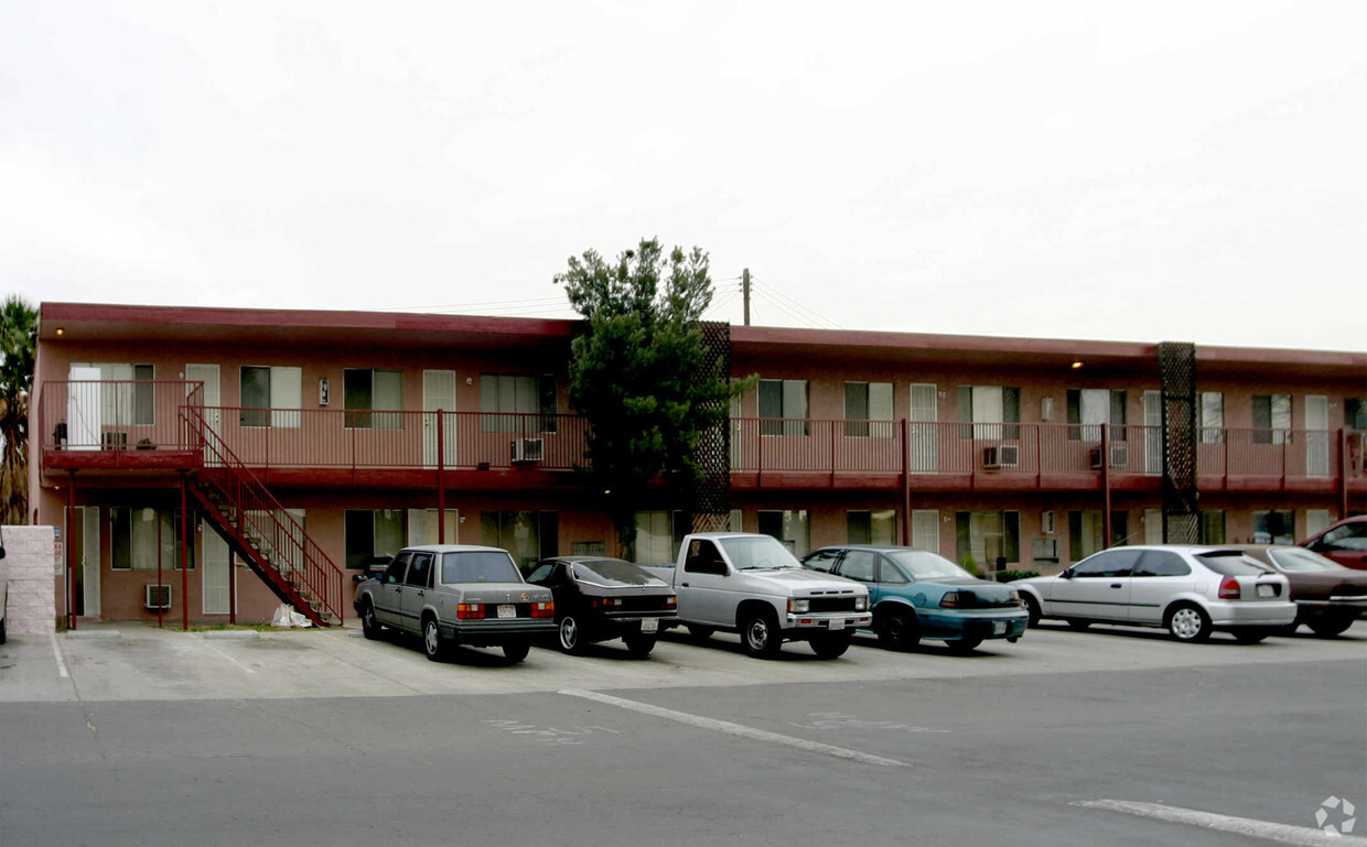 Foto principal - Fairway Mobile Home Park & Apartments