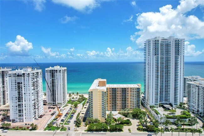 Foto del edificio - 2501 S Ocean Dr