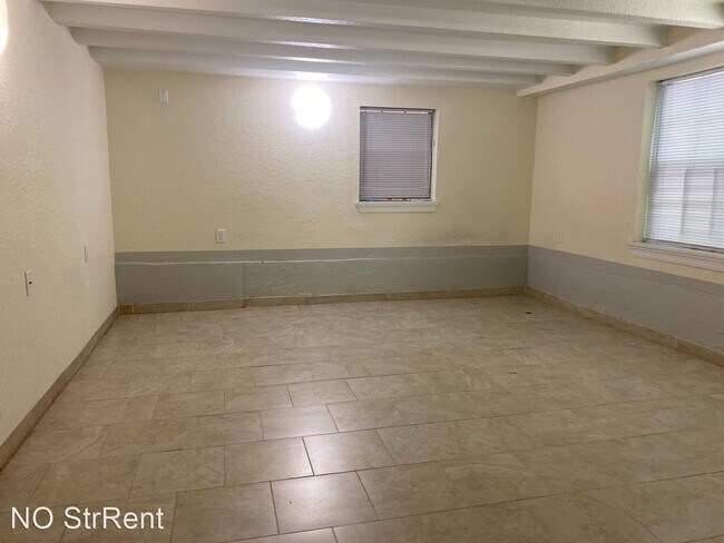 Building Photo - 3 br, 2 bath House - 1511 Broadway St. #B