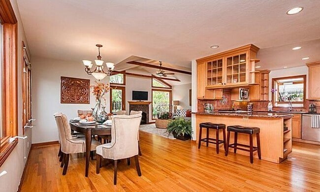 Building Photo - 2961 South Ct