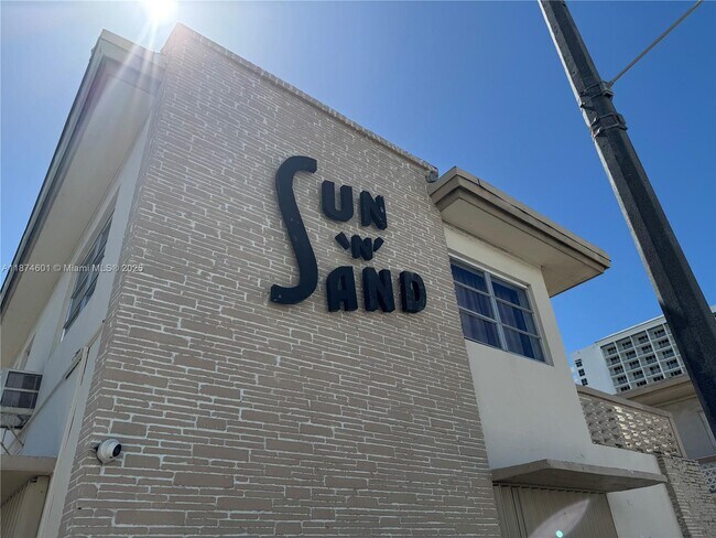 Foto del edificio - 1315 N Ocean Dr