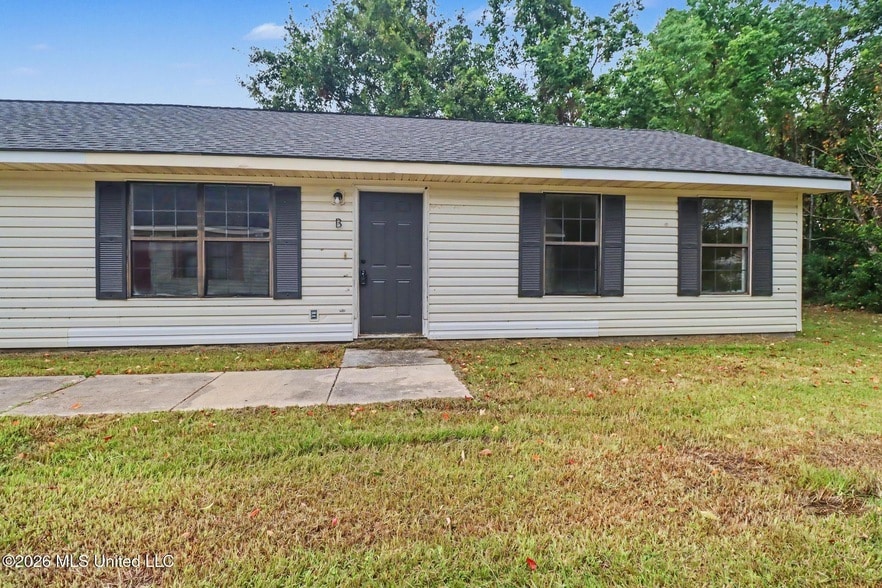 Photo - 2414 34th Avenue Unit B