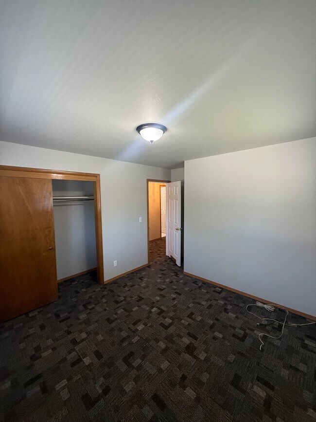 Foto del edificio - Three bedroom house