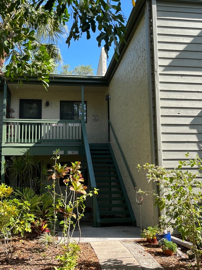 Building Photo - 1519 Pelican Point Dr