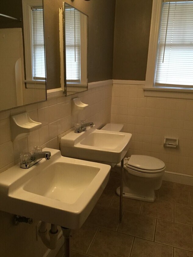 Primary Photo - Fall 2026!! Historic Woodbury Row 4 Bedroo...