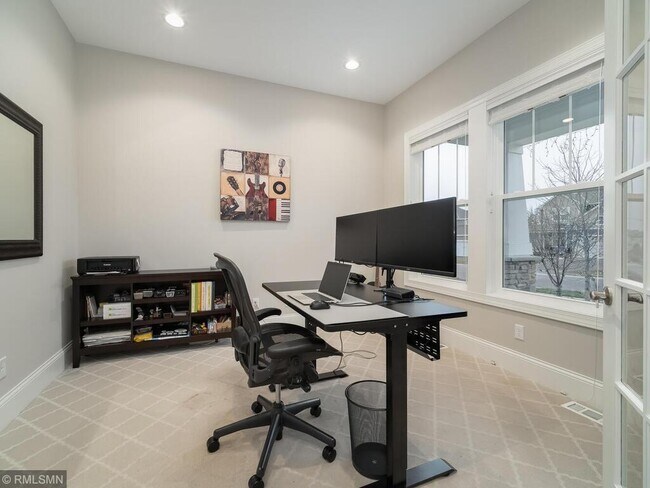 Foto del edificio - 5980 Kimberly Ln N