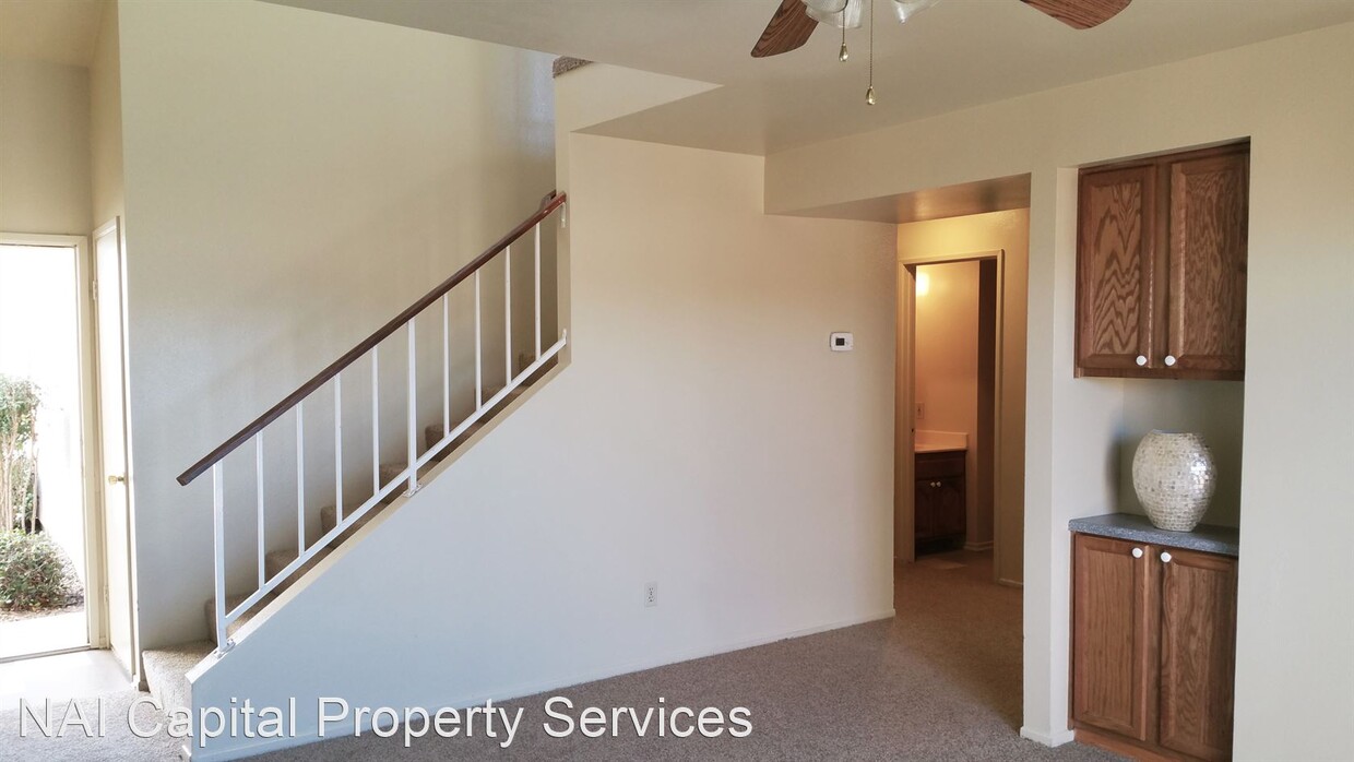Primary Photo - 15544 Sequoia St