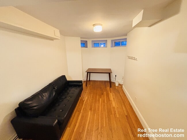 Photo - 32 Edgerly Rd Apartment