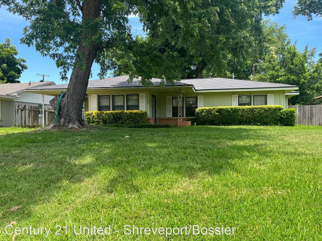 Foto principal - 4 br, 2 bath House - 140 Norwood St