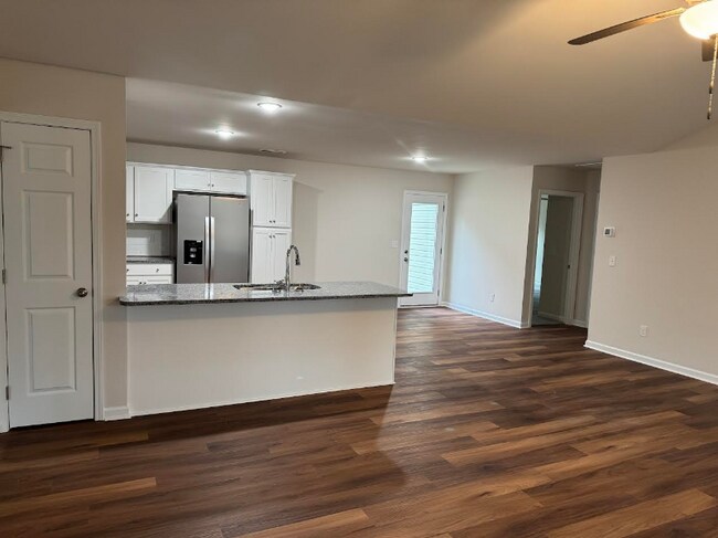 Foto del edificio - 103 Red Maple Pl