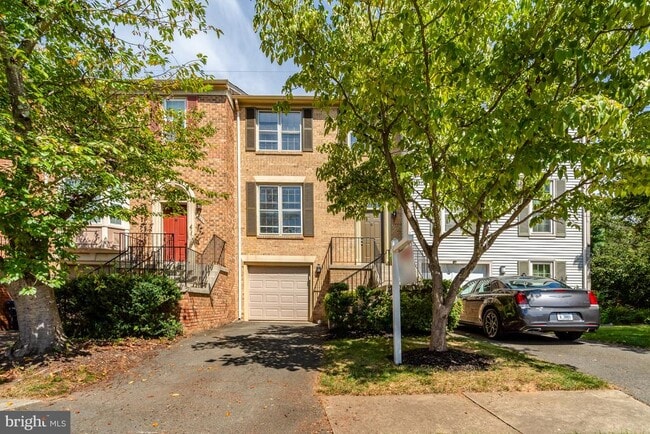 Building Photo - 4234 Fox Lake Dr