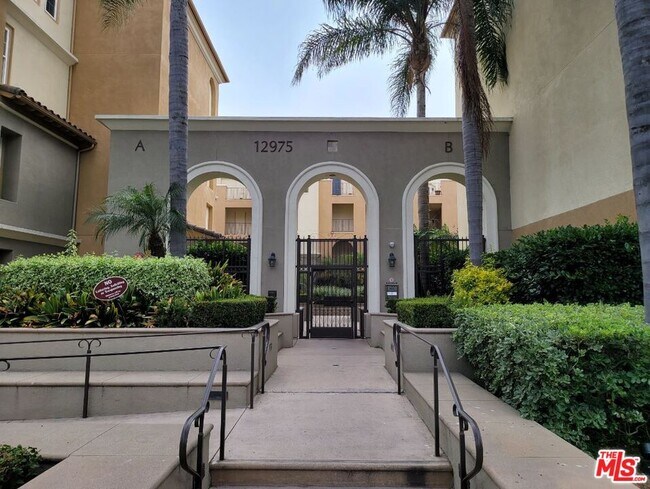 Foto del edificio - 12975 Agustin Pl