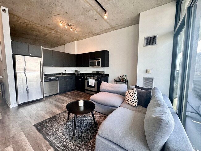 Foto del edificio - 235 W Van Buren St