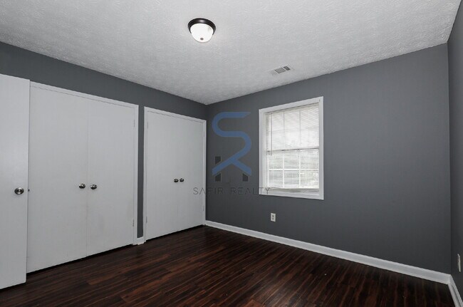 Building Photo - 2133 Hickory Bend SE