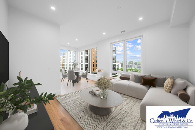 Building Photo - 218 Old Colony Ave