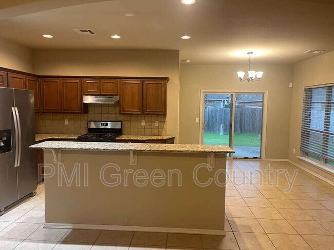 Foto del edificio - 4713 S 181st E Ave
