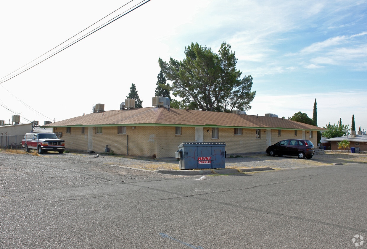 Building Photo - 3901 Leavell Ave