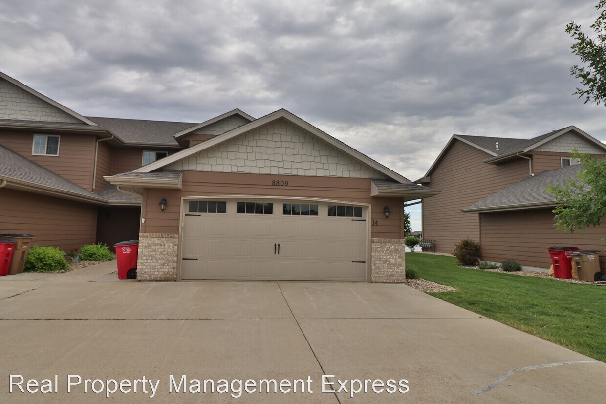 Primary Photo - 2 br, 2 bath House - 8809 W 32nd St - 14