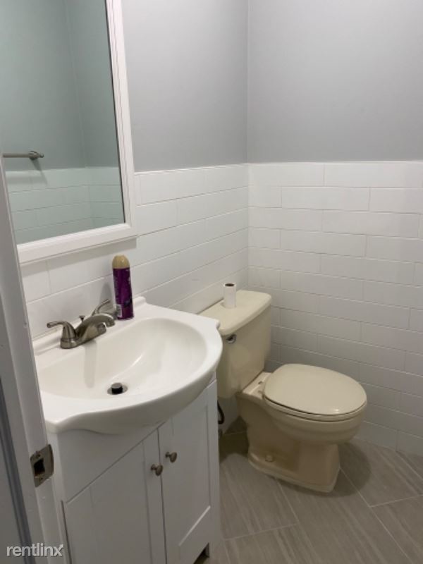 Foto del edificio - 2 br, 1.5 bath Townhome - 221 Carlyle Grn