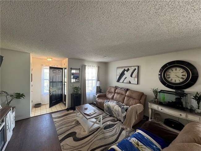 Building Photo - 306 S 11th Pl