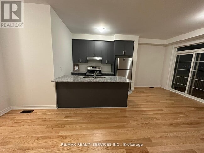 Building Photo - 93 Air Dancer Cres