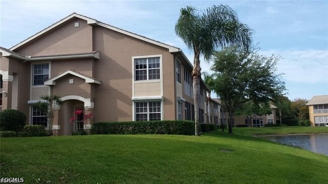 Foto del edificio - 14860 Crystal Cove Ct