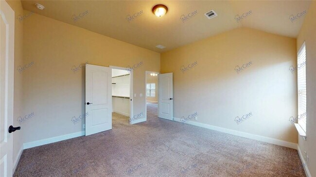 Foto del edificio - 5205 Ambergate Ln
