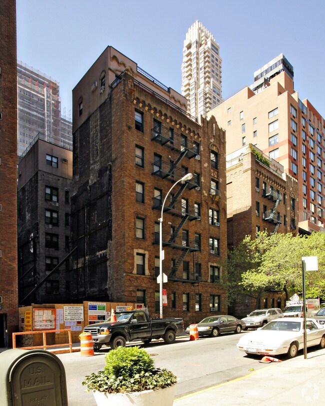 Edificio - 226 East 70th Street