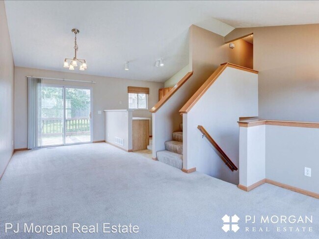 Foto del edificio - 3 br, 2 bath House - 16127 Cottonwood Ave.