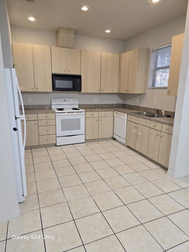 Foto del edificio - 3619 W Reynolds St