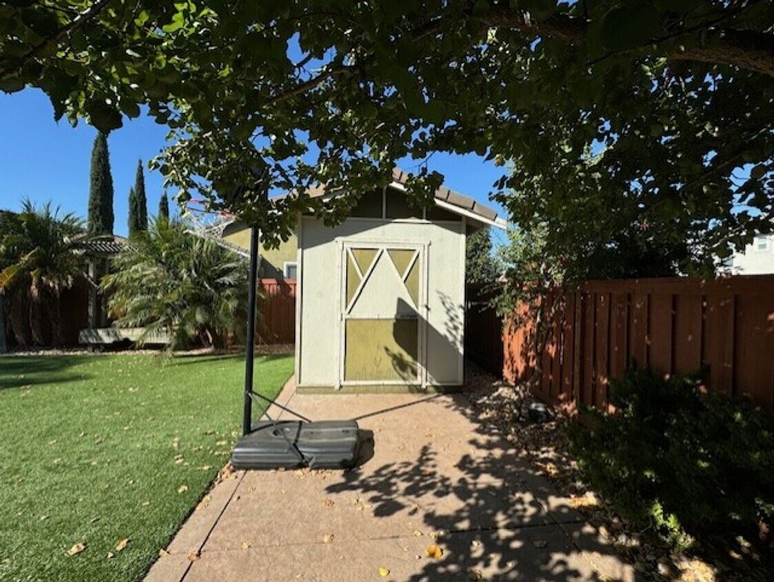 Foto del edificio - Home for Rent in Vacaville, CA