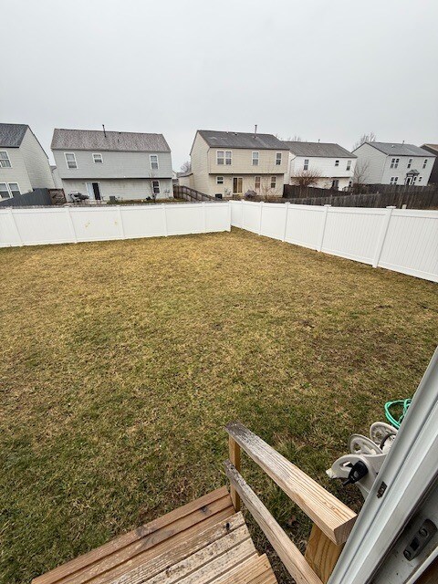 Foto del edificio - 3221 Kings Realm Ave